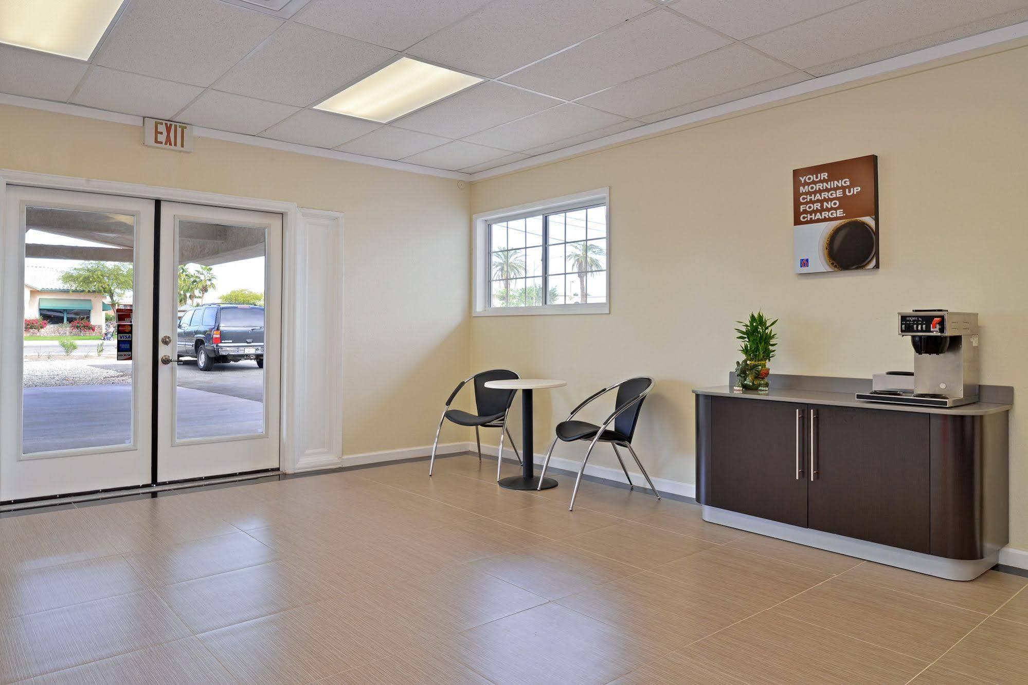 Days Inn By Wyndham Brawley Esterno foto