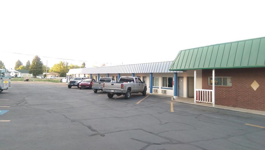 Days Inn By Wyndham Brawley Esterno foto